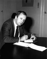 Portretfoto van Ad van Hassel
