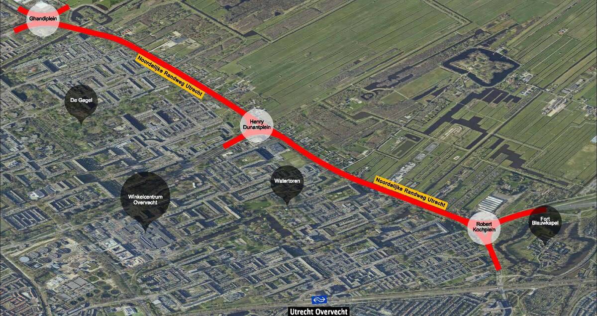 Vergroot luchtfoto van NRU met van links naar rechts: Ghandiplein, Henry Dunantplein en Robert Kochplein. Daaronder: De Gagel, Winkelcentrum Overvecht, Watertoren, Fort Blauwkapel en Station Overvecht. 