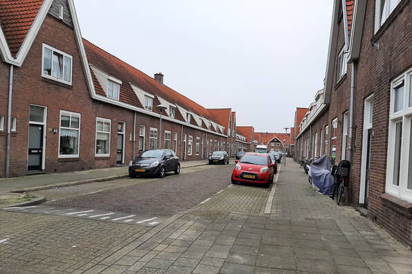 Klik om te vergroten, foto van de oude situatie in de Reggestraat