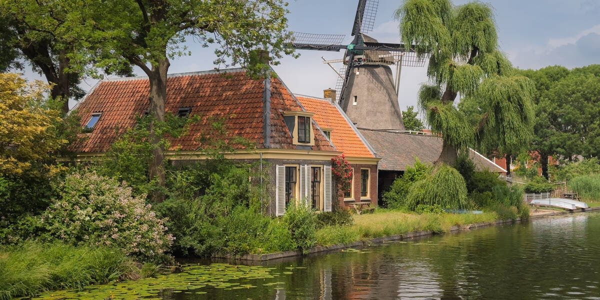 Link naar foto in Flickr: zicht op Molen de Ster in Lombok.