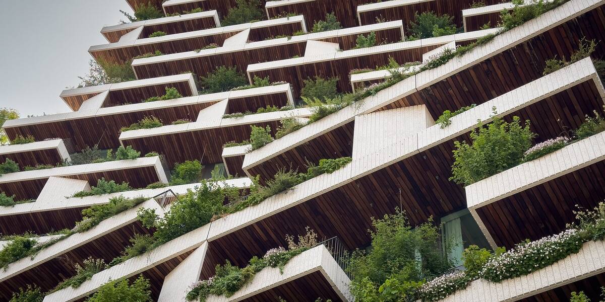 Link naar foto in Flickr: de gevel van het appartementencomplex Wonderwoods aan de Croeselaan.