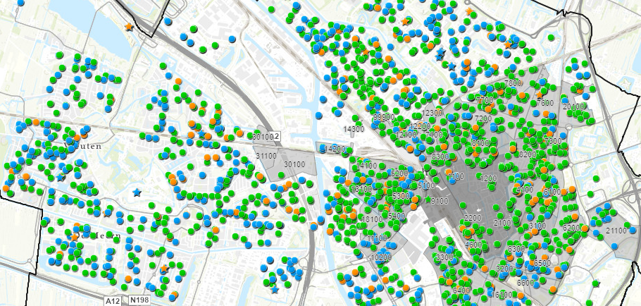 naar de kaart met plekken voor laadpalen op arcgis.com