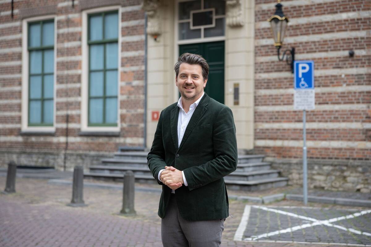 bekijk grotere foto van wethouder Rik van der Graaf