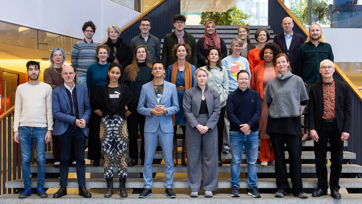 Een foto met alle leden van de adviescommissie cultuurnota 2025-2028.