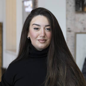 Naar de persoonlijke pagina van commissielid Elif Uzun