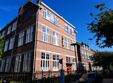 Grave van Solmsstraat nummer 2