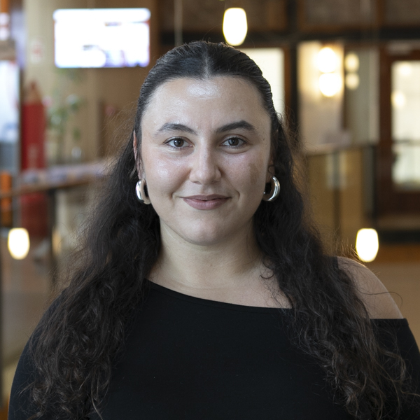 Portretfoto van commissielid Alessia Gigliotti