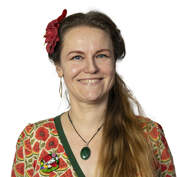 Portretfoto van commissielid Maaike de Vos