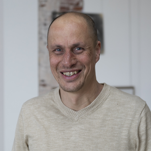 Portretfoto van commissielid Raphaël Klijn