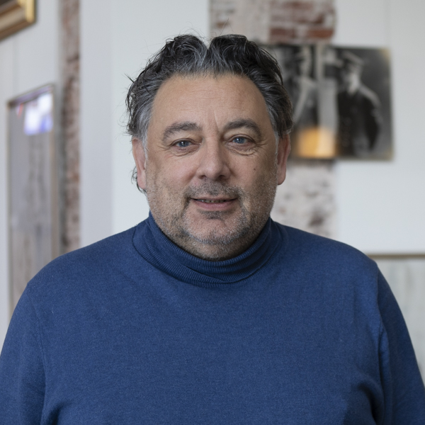 Portretfoto van commissielid Robert Biever