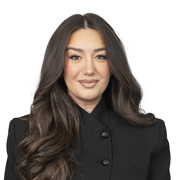 Portretfoto van Elif Uzun