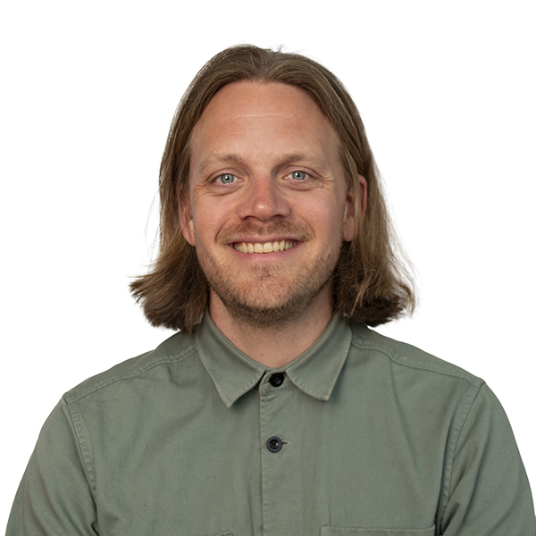 Portretfoto van Leon Boelens