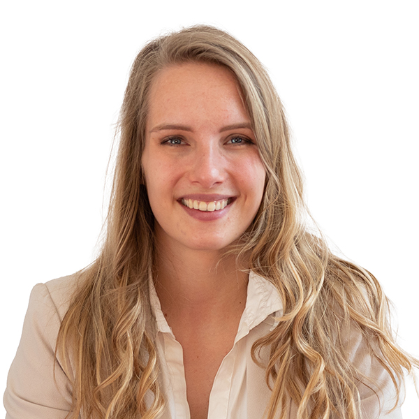 Portretfoto van Tess Meerding